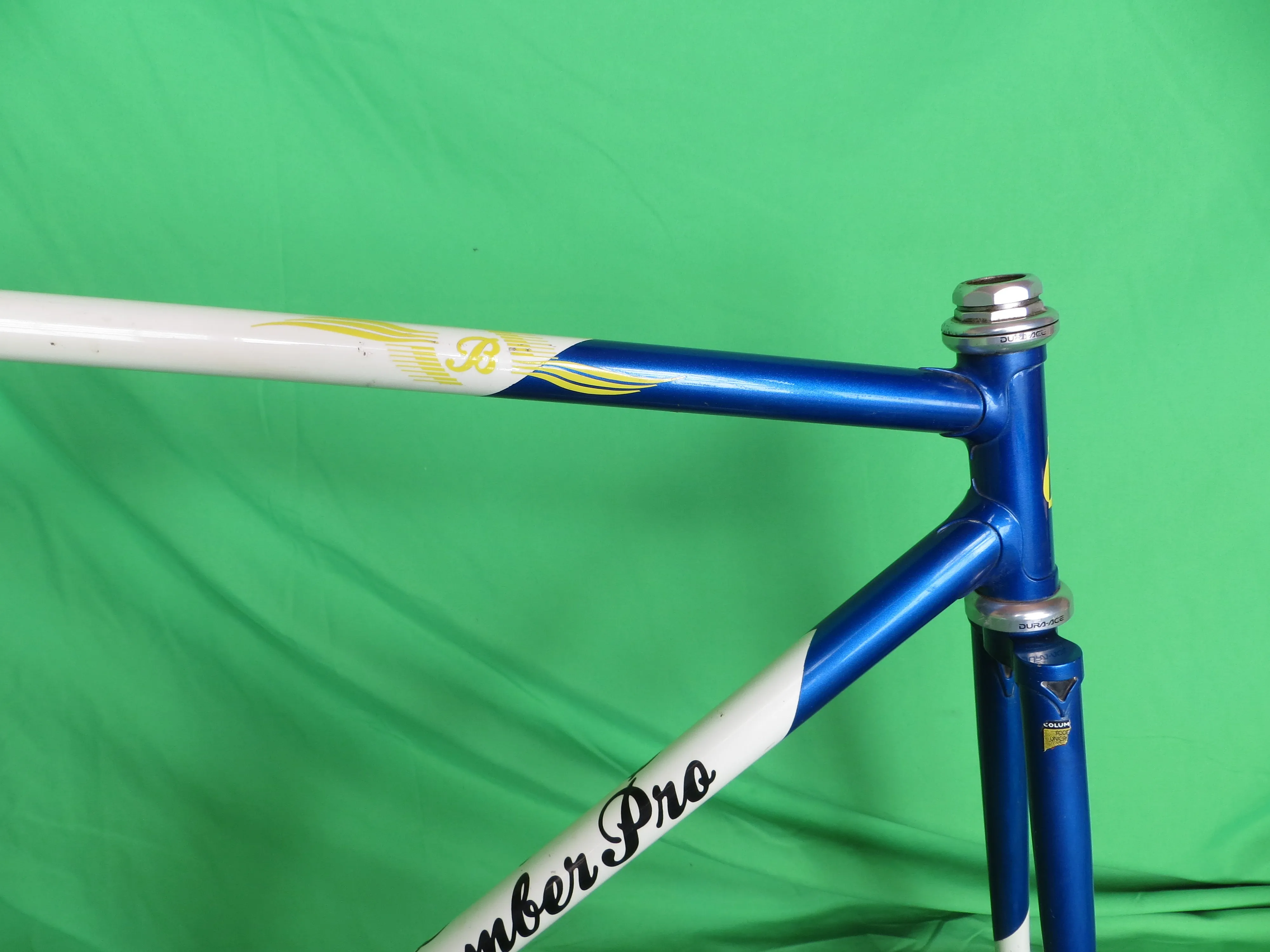 Bomber Pro Columbus EL // White / Blue Two Tone // 50.5cm