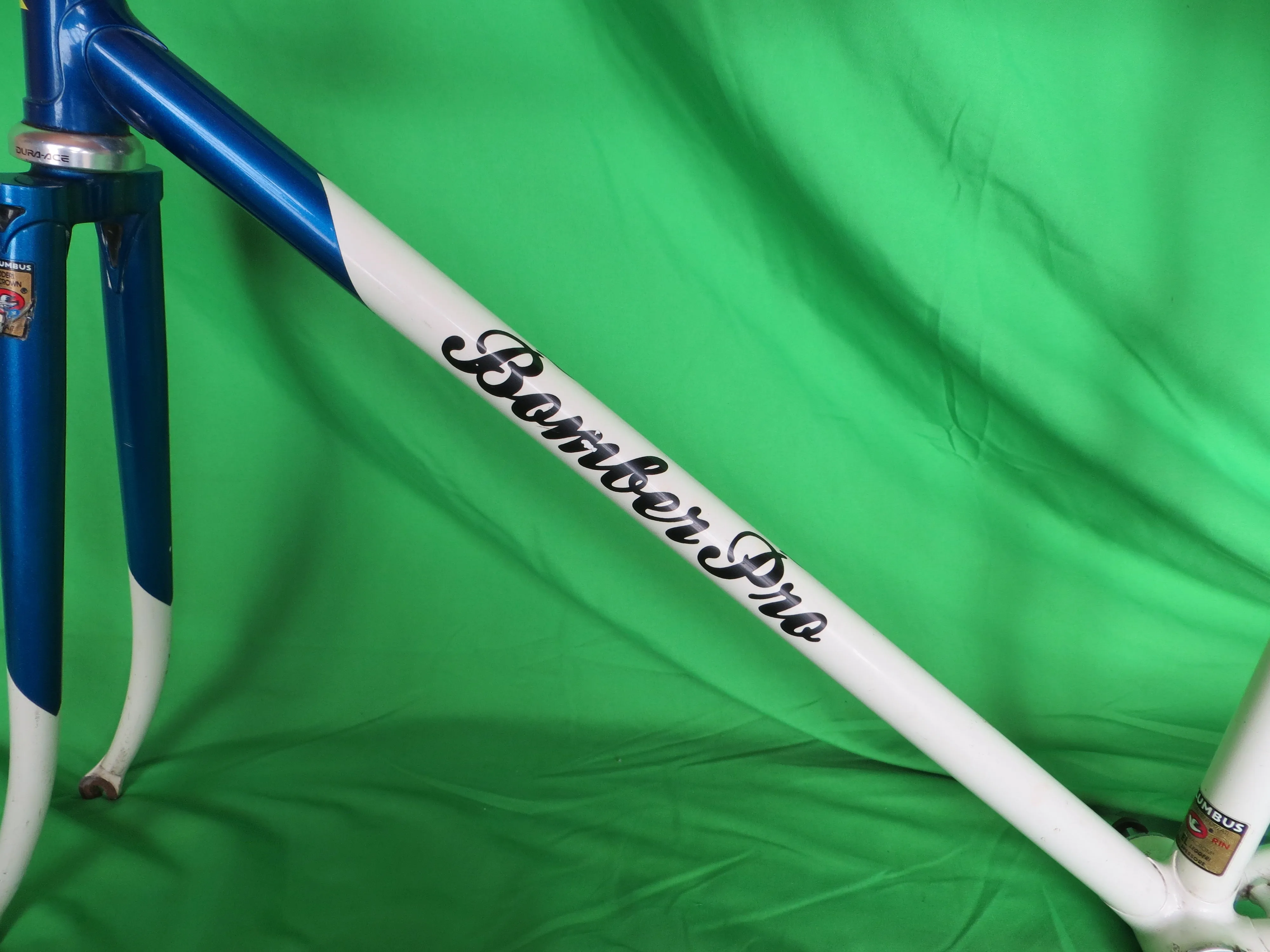 Bomber Pro Columbus EL // White / Blue Two Tone // 50.5cm