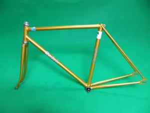 BOMBER PRO // gold // 49cm