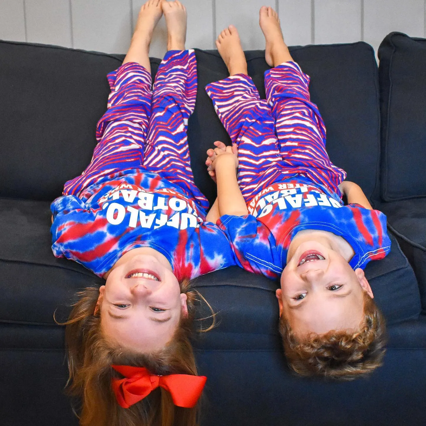 Buffalo Bills Youth Zubaz Pants - Stylish & Comfortable Team Spirit Wear for Young Fans