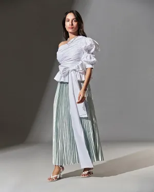 TEXTURED SATIN PLEATED SKIRT